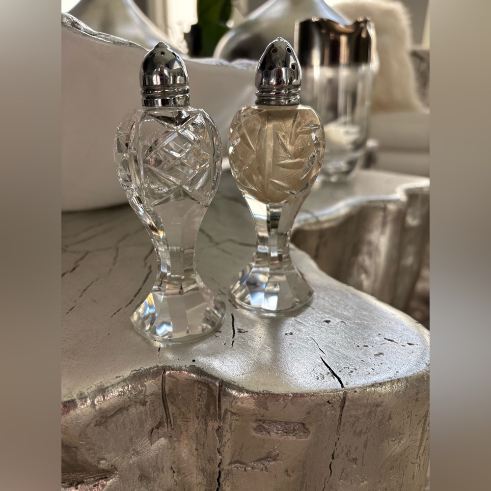 COPY - Beautiful vintage 5 inch bohemian crystal pinwheel style salt and pepper…